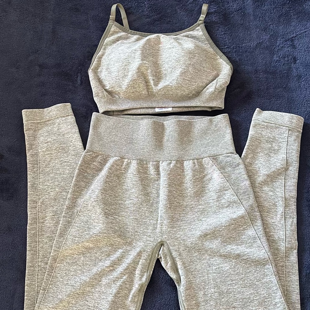 Gymshark Sports Bra and Leggings Set